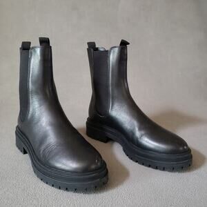 Tony Bianco Wolfe Booties Black Leather‎ Women's 9.5 Chelsea Combat Style WZ560